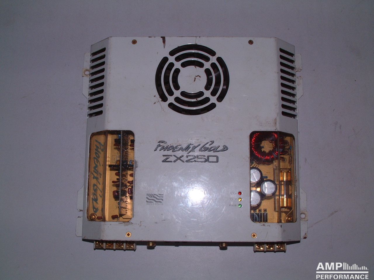 PHOENIXGold パワーアンプ ZXMPT2 Toyota Plug and Play Power Up Kit